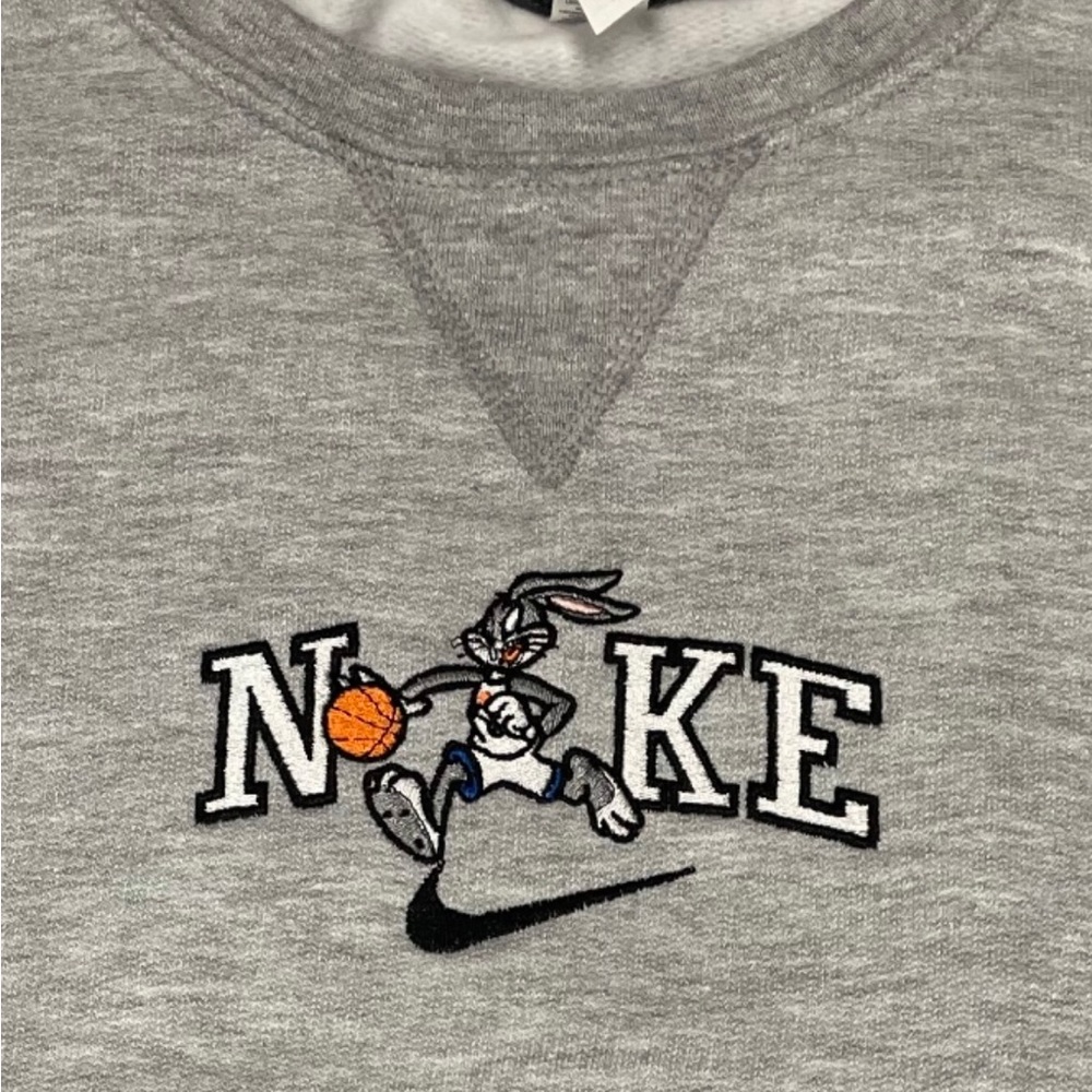 Bugs bunny Nike